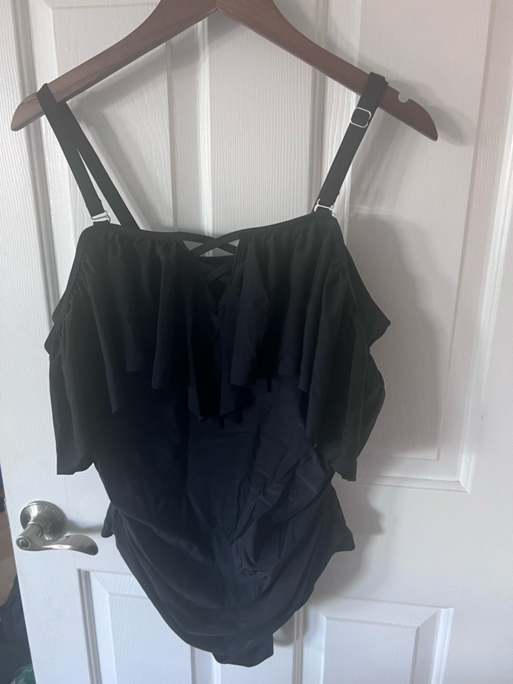 NWOT. Daci off shoulder ruffle ruched tummy control one piece swimsuit. XXL plus - Picture 7 of 11